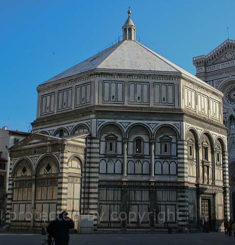 Baptisteriul din Florenta, Italia