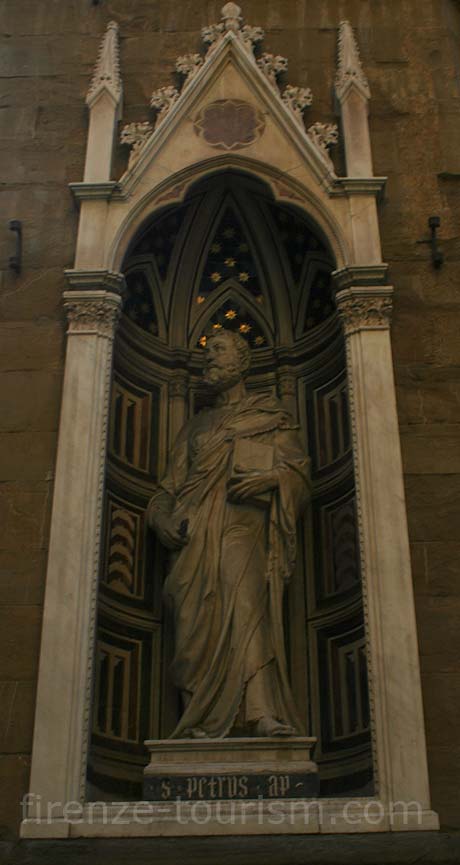 A Firenzei orsanmichele templom reszlet foto