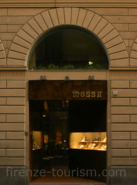 A mossh uzlet Firenzeben foto