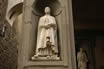 Statua Di Fronte Alla Galleria Degli Uffizi A Firenze